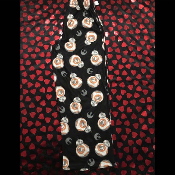 Star Wars Women’s Comfy pants go to pictures for description - Picture 8 of 9